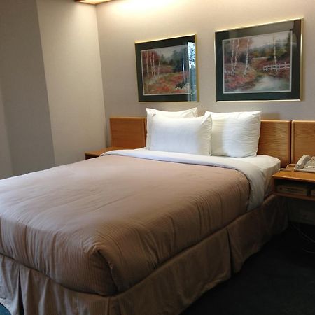 Canadas Best Value Inn Langley/Vancouver Kamer foto