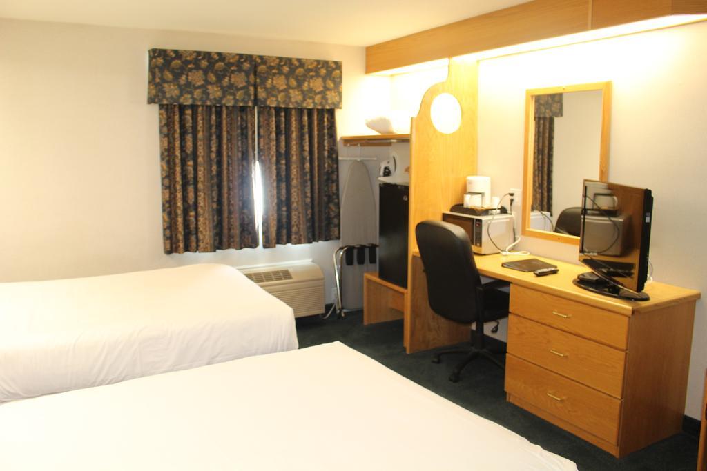 Canadas Best Value Inn Langley/Vancouver Buitenkant foto